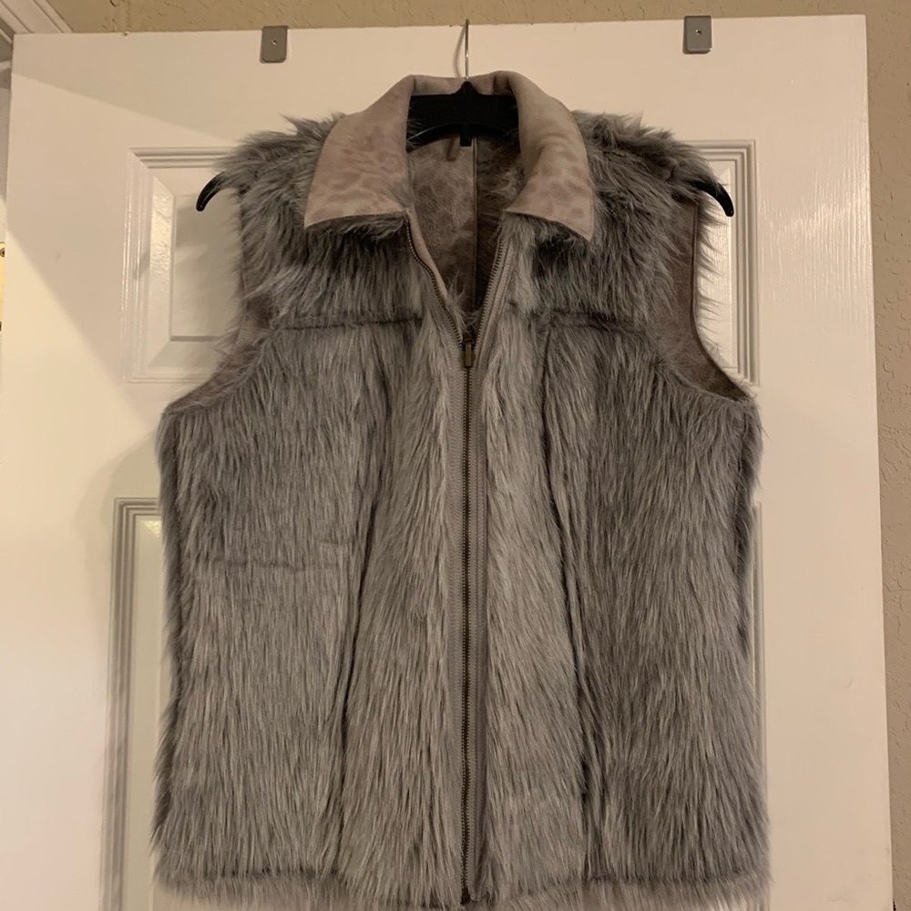 Animal Print Vest fur trim/reversible Size Medium